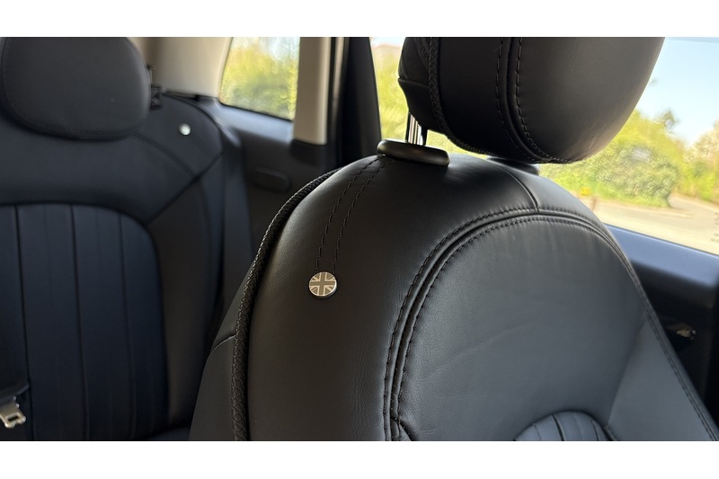 Mini Cooper S Exclusive 2.0 5dr Hatchback Automatic Petrol