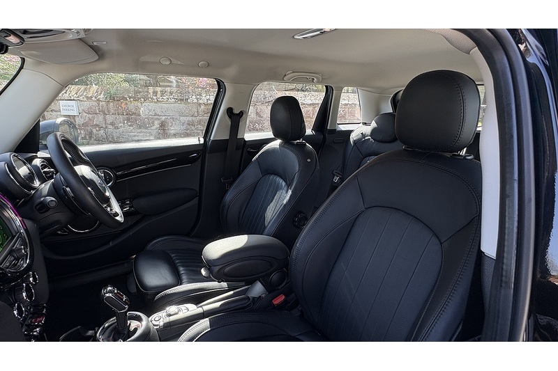 Mini Cooper S Exclusive 2.0 5dr Hatchback Automatic Petrol