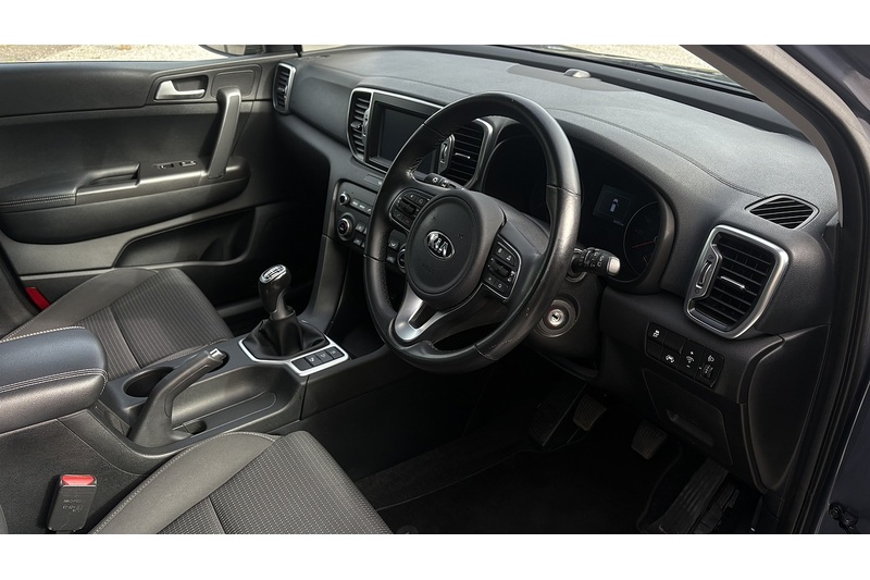 Kia 1.6 GDi 2 SUV 5dr Petrol Manual Euro 6 (s/s) (130 bhp)