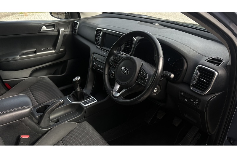 Kia 1.6 GDi 2 SUV 5dr Petrol Manual Euro 6 (s/s) (130 bhp)