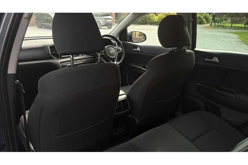 Kia 1.6 GDi 2 SUV 5dr Petrol Manual Euro 6 (s/s) (130 bhp)