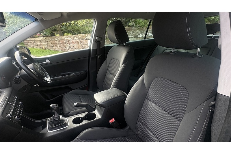 Kia 1.6 GDi 2 SUV 5dr Petrol Manual Euro 6 (s/s) (130 bhp)