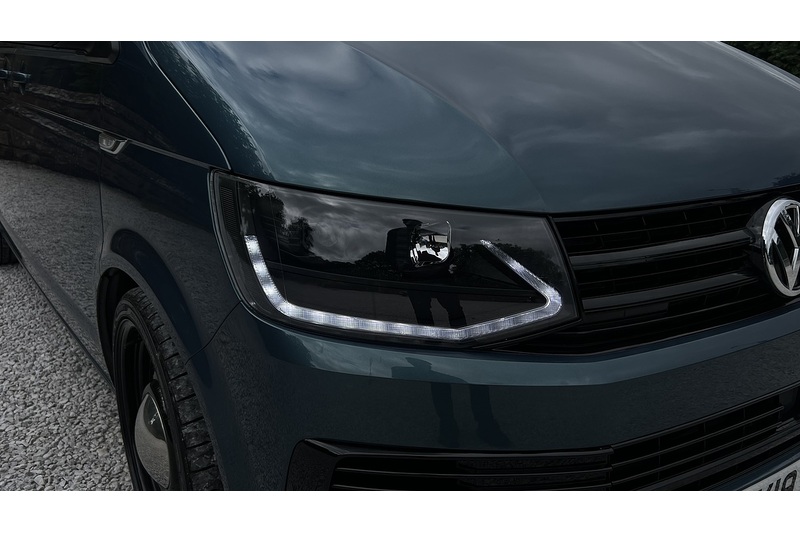 Volkswagen 2.0 TDI SE Minibus Double Cab 5dr Diesel DSG FWD LWB Euro 6 (s/s) (150 ps)