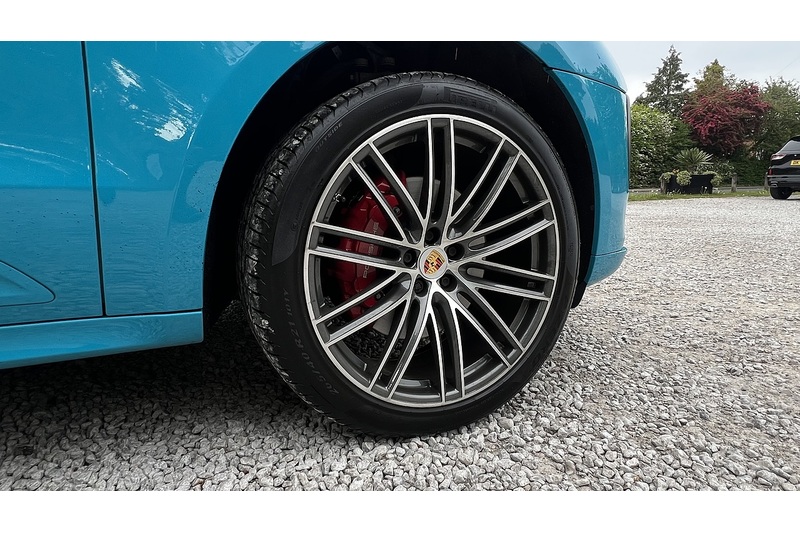 Porsche GTS 2.9 5dr SUV Automatic Petrol