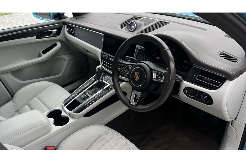 Porsche GTS 2.9 5dr SUV Automatic Petrol