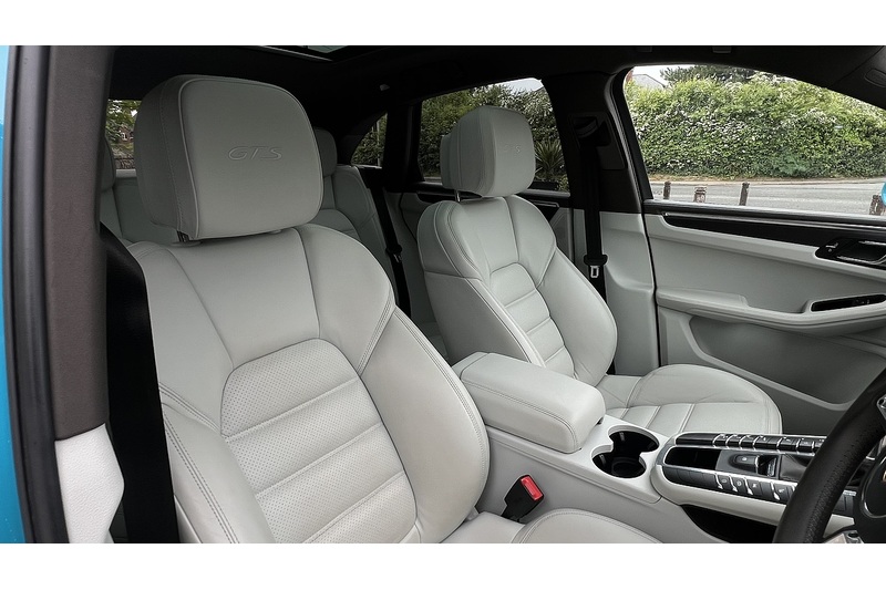 Porsche GTS 2.9 5dr SUV Automatic Petrol