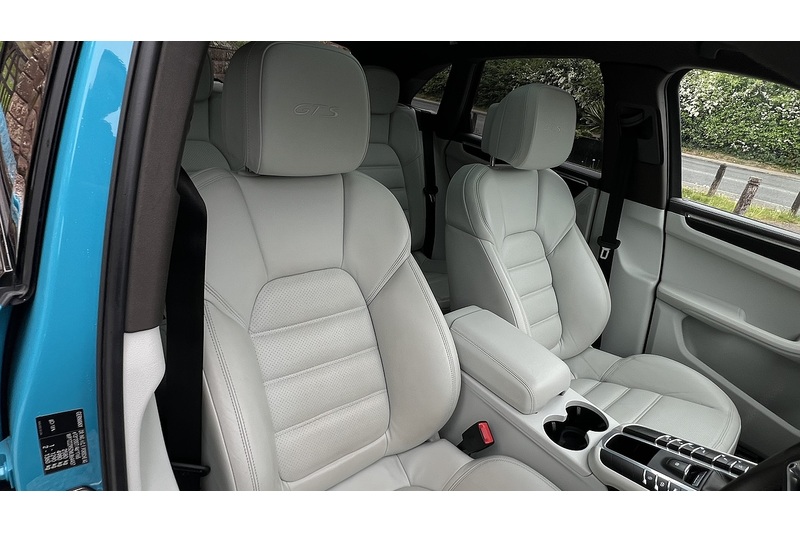 Porsche GTS 2.9 5dr SUV Automatic Petrol