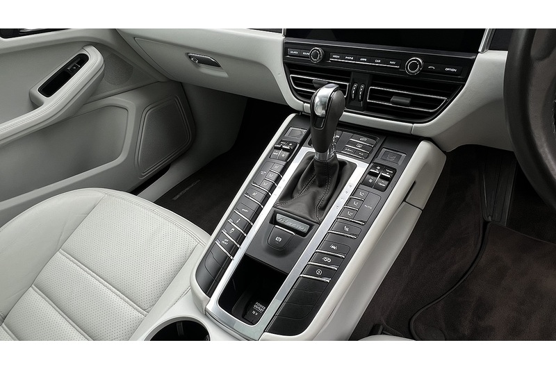 Porsche GTS 2.9 5dr SUV Automatic Petrol