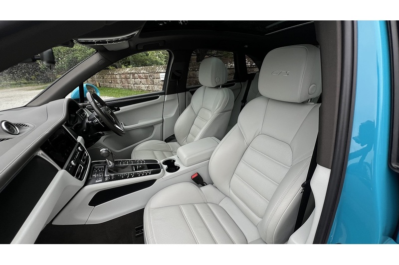 Porsche GTS 2.9 5dr SUV Automatic Petrol