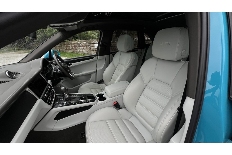 Porsche GTS 2.9 5dr SUV Automatic Petrol