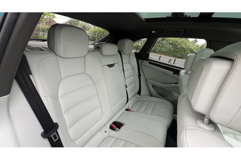 Porsche GTS 2.9 5dr SUV Automatic Petrol