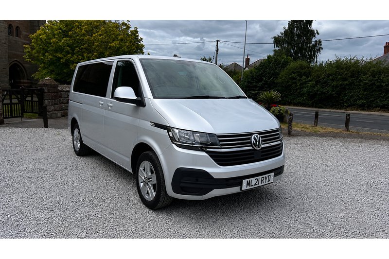 Volkswagen 2.0 TDI SE Minibus Double Cab 5dr Diesel DSG SWB Euro 6 (s/s) (150 ps)