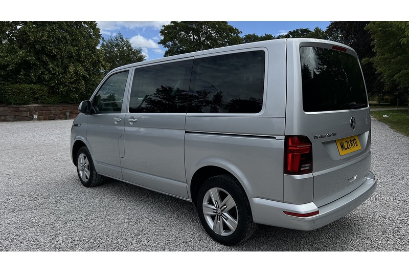 Volkswagen 2.0 TDI SE Minibus Double Cab 5dr Diesel DSG SWB Euro 6 (s/s) (150 ps)
