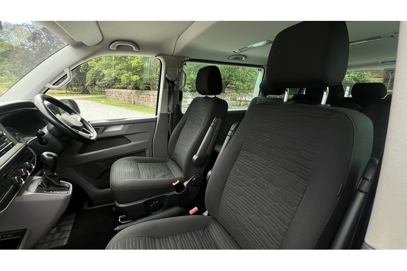 Volkswagen 2.0 TDI SE Minibus Double Cab 5dr Diesel DSG SWB Euro 6 (s/s) (150 ps)