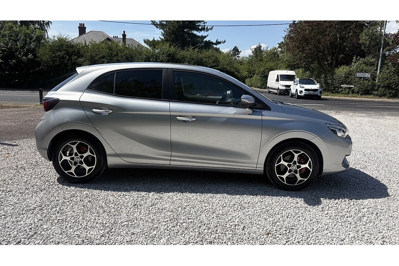 MG 1.5 Hybrid+ Trophy Hatchback 5dr Petrol Hybrid Auto Euro 6 (s/s) (194 ps)