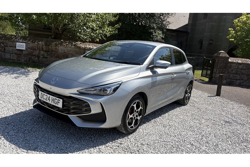 MG 1.5 Hybrid+ Trophy Hatchback 5dr Petrol Hybrid Auto Euro 6 (s/s) (194 ps)