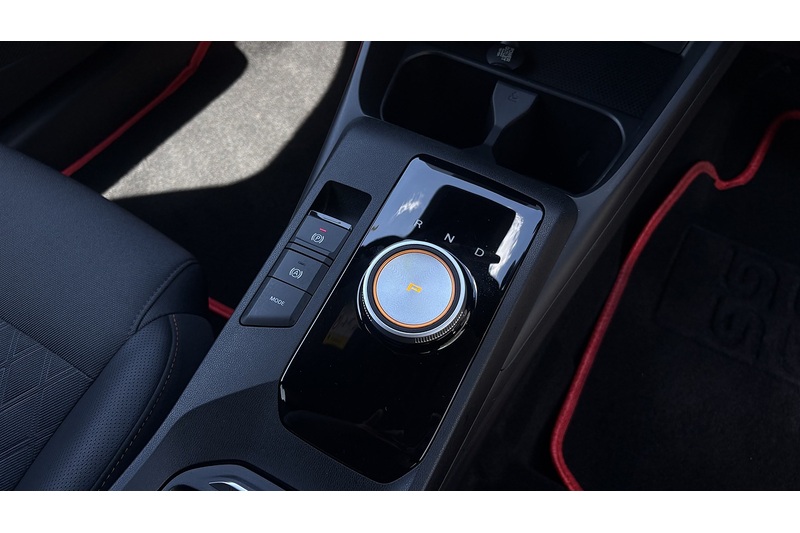MG 1.5 Hybrid+ Trophy Hatchback 5dr Petrol Hybrid Auto Euro 6 (s/s) (194 ps)