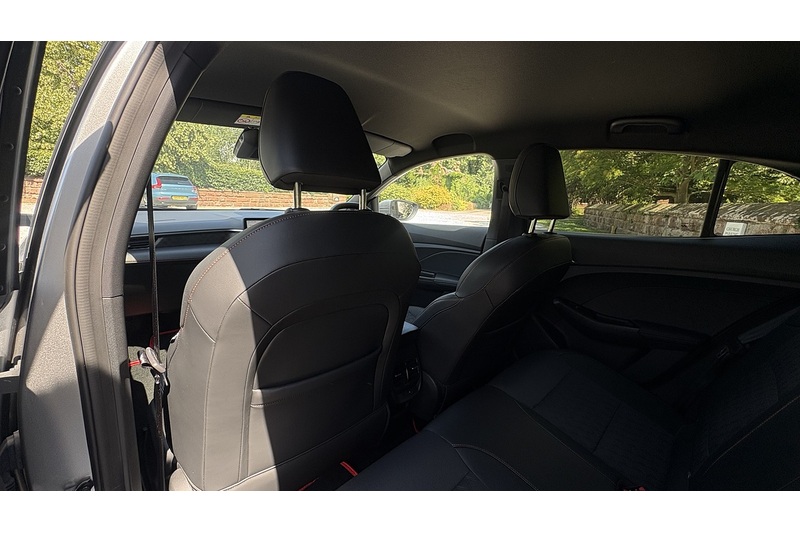MG 1.5 Hybrid+ Trophy Hatchback 5dr Petrol Hybrid Auto Euro 6 (s/s) (194 ps)