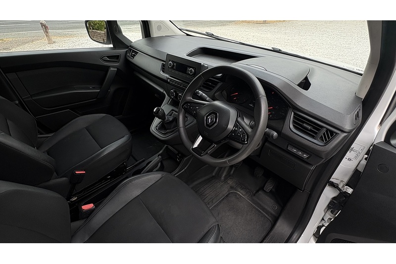 Renault 1.5 dCi Blue ENERGY ML19 Start Panel Van 6dr Diesel Manual MWB Euro 6 (s/s) (95 ps)