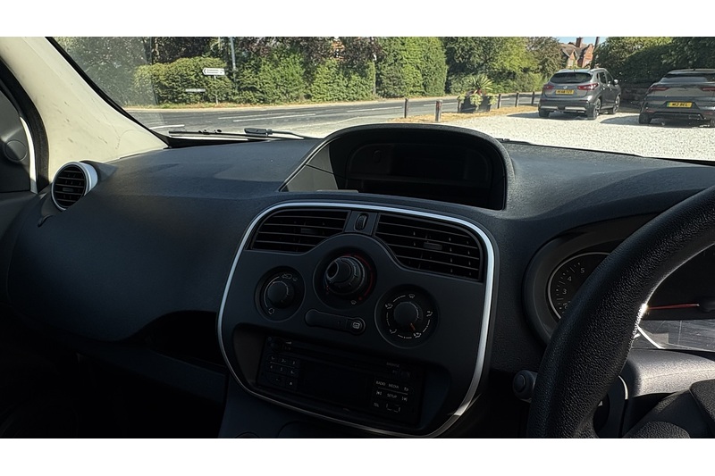 Renault 1.5 dCi ENERGY ML19 Business Panel Van 5dr Diesel Manual MWB Euro 6 (s/s) (95 ps)