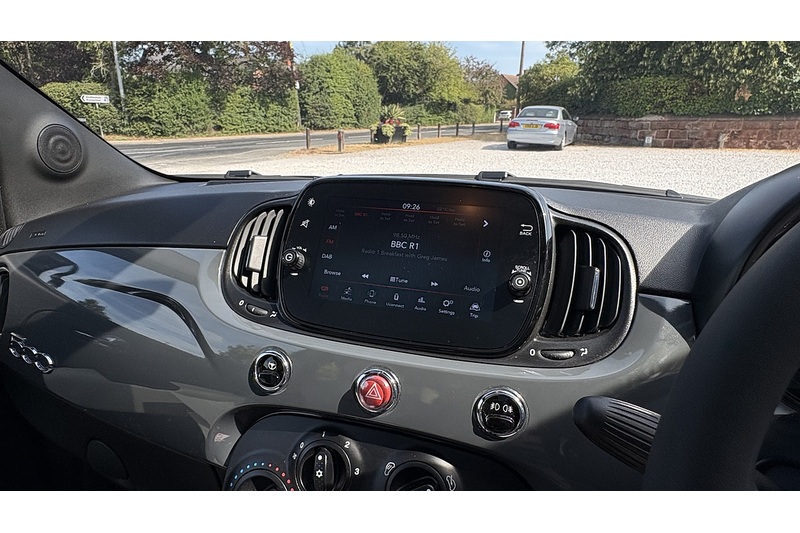 Fiat 1.0 MHEV Dolcevita Hatchback 3dr Petrol Manual Euro 6 (s/s) (70 bhp)