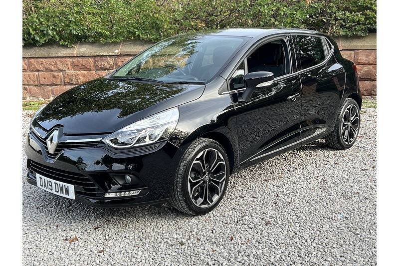 Renault 0.9 TCe Iconic Hatchback 5dr Petrol Manual Euro 6 (s/s) (90 ps)