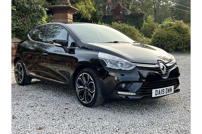 Renault 0.9 TCe Iconic Hatchback 5dr Petrol Manual Euro 6 (s/s) (90 ps)