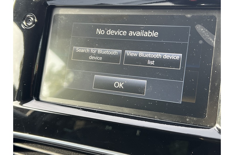 Renault 0.9 TCe Iconic Hatchback 5dr Petrol Manual Euro 6 (s/s) (90 ps)