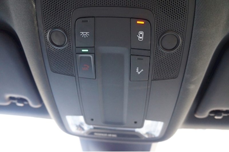 Audi TFSI S line Saloon 1.0 Automatic Petrol