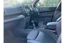 MINI 1.5 7.6kWh Cooper SE SUV 5dr Petrol Plug-in Hybrid Auto ALL4 (s/s) (224 ps)