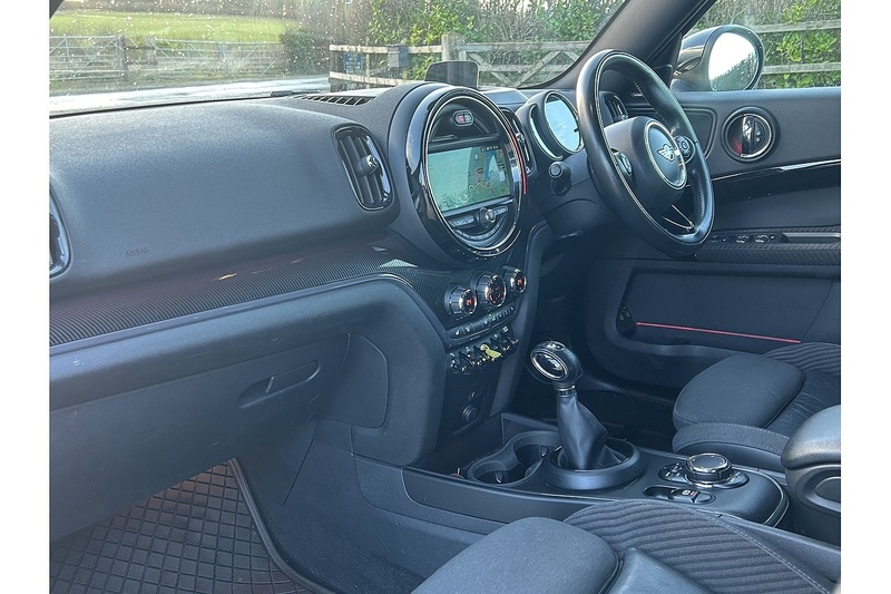 MINI 1.5 7.6kWh Cooper SE SUV 5dr Petrol Plug-in Hybrid Auto ALL4 (s/s) (224 ps)