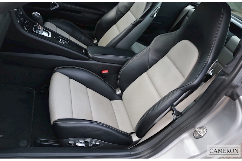 Porsche 991 Targa 4 GTS Gen 2 PDK 3.0 2dr Convertible Automatic Petrol