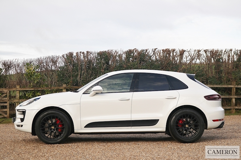 Porsche 3.0T V6 GTS 3.0 5dr SUV Automatic Petrol