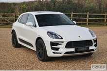 Porsche 3.0T V6 GTS 3.0 5dr SUV Automatic Petrol