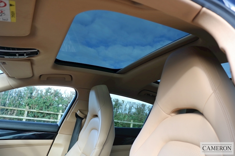 Porsche 2.9 V6 E-Hybrid 14kWh 4 Hatchback 5dr Petrol Plug-in Hybrid PDK 4WD Euro 6 (s/s) (462 ps)