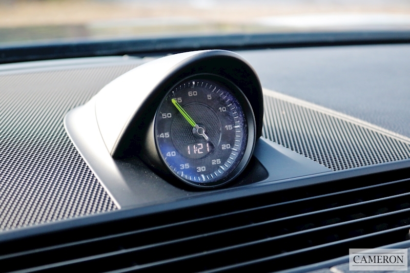 Porsche 2.9 V6 E-Hybrid 14kWh 4 Hatchback 5dr Petrol Plug-in Hybrid PDK 4WD Euro 6 (s/s) (462 ps)