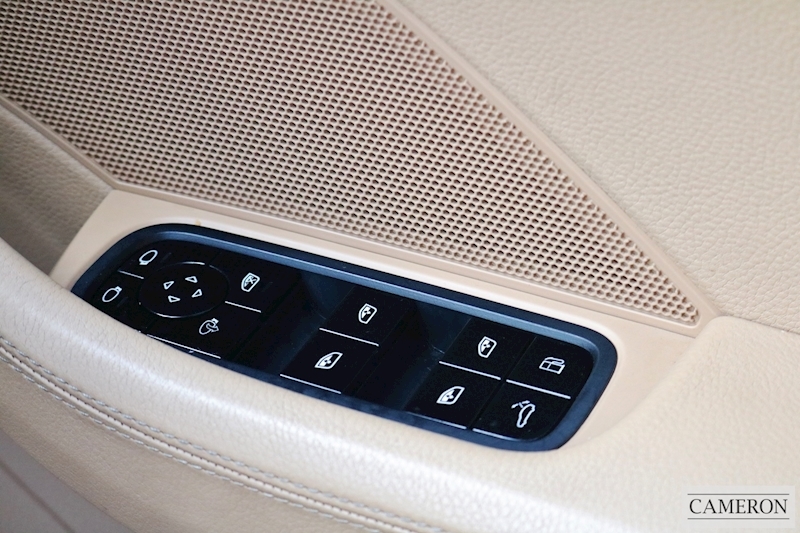 Porsche 2.9 V6 E-Hybrid 14kWh 4 Hatchback 5dr Petrol Plug-in Hybrid PDK 4WD Euro 6 (s/s) (462 ps)