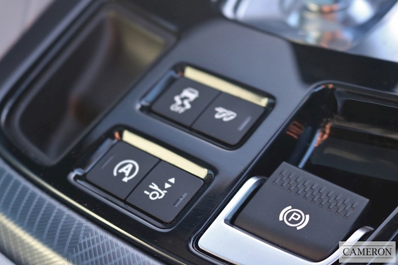 Jaguar 2.0i GPF R-Dynamic Coupe 2dr Petrol Auto Euro 6 (s/s) (300 ps)