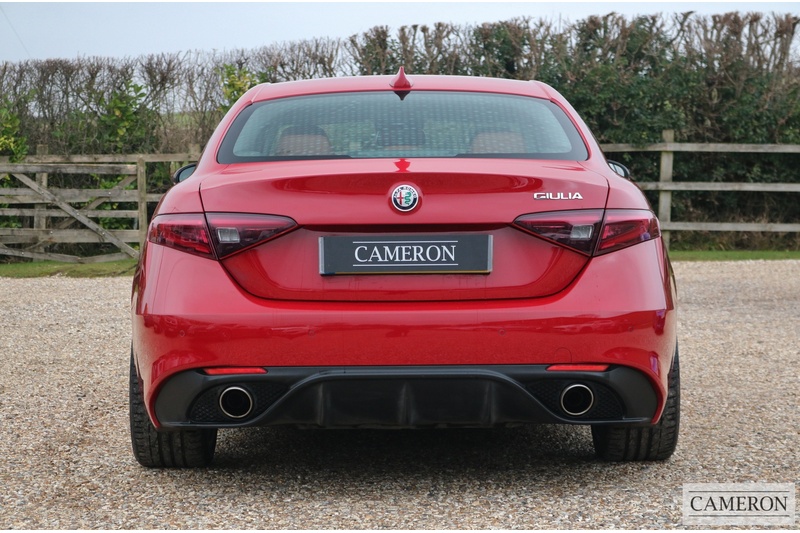 Alfa Romeo 2.2 TD Speciale 2.2 4dr Saloon Automatic Diesel