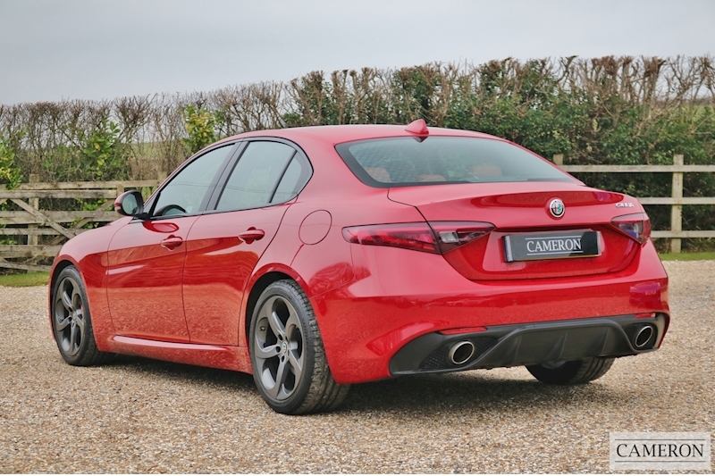 Alfa Romeo 2.2 TD Speciale 2.2 4dr Saloon Automatic Diesel