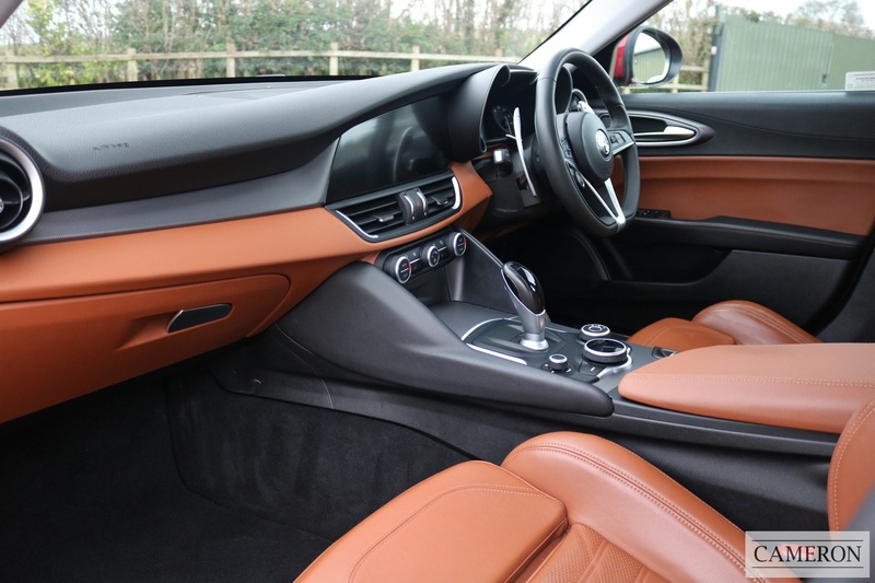 Alfa Romeo 2.2 TD Speciale 2.2 4dr Saloon Automatic Diesel