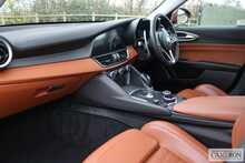 Alfa Romeo 2.2 TD Speciale 2.2 4dr Saloon Automatic Diesel