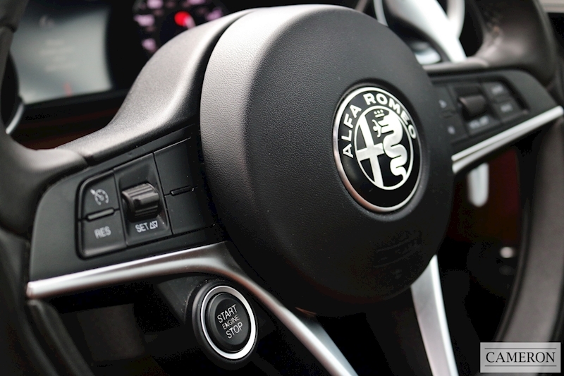 Alfa Romeo 2.2 TD Speciale 2.2 4dr Saloon Automatic Diesel