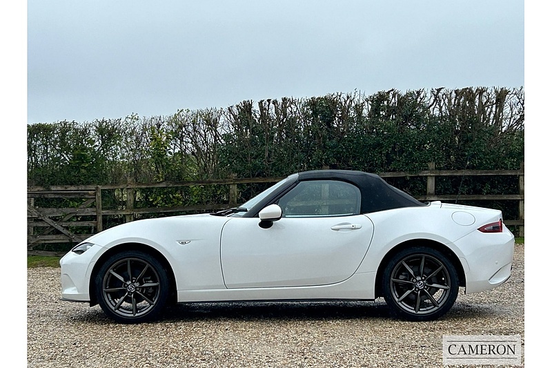 Mazda 2.0 SKYACTIV-G Sport Tech Convertible 2dr Petrol Manual Euro 6 (s/s) (184 ps)