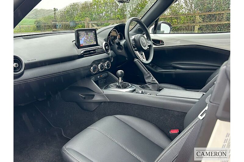 Mazda 2.0 SKYACTIV-G Sport Tech Convertible 2dr Petrol Manual Euro 6 (s/s) (184 ps)