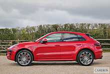 Porsche 3.0T V6 GTS 3.0 5dr SUV Automatic Petrol