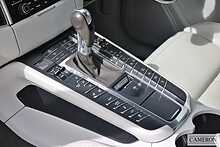 Porsche 3.0T V6 GTS 3.0 5dr SUV Automatic Petrol