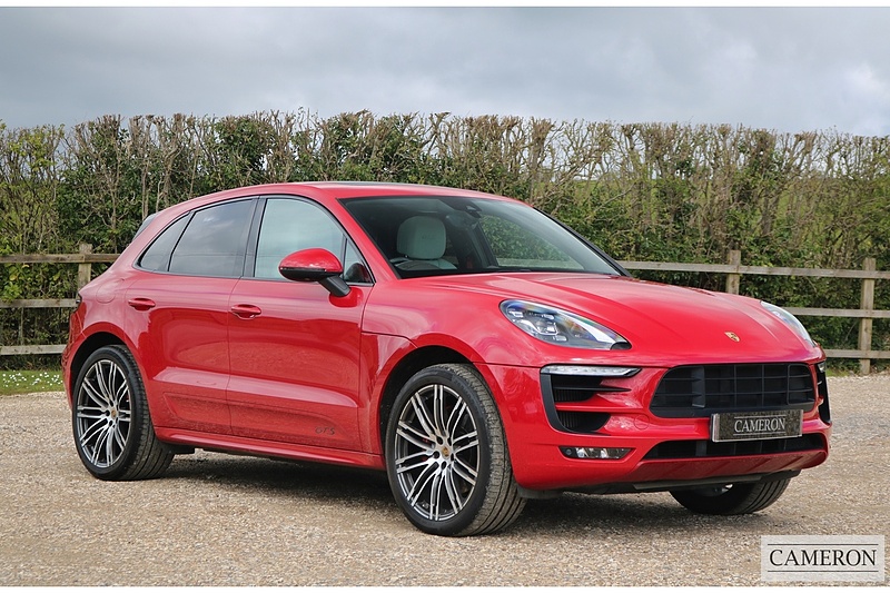 Porsche 3.0T V6 GTS 3.0 5dr SUV Automatic Petrol