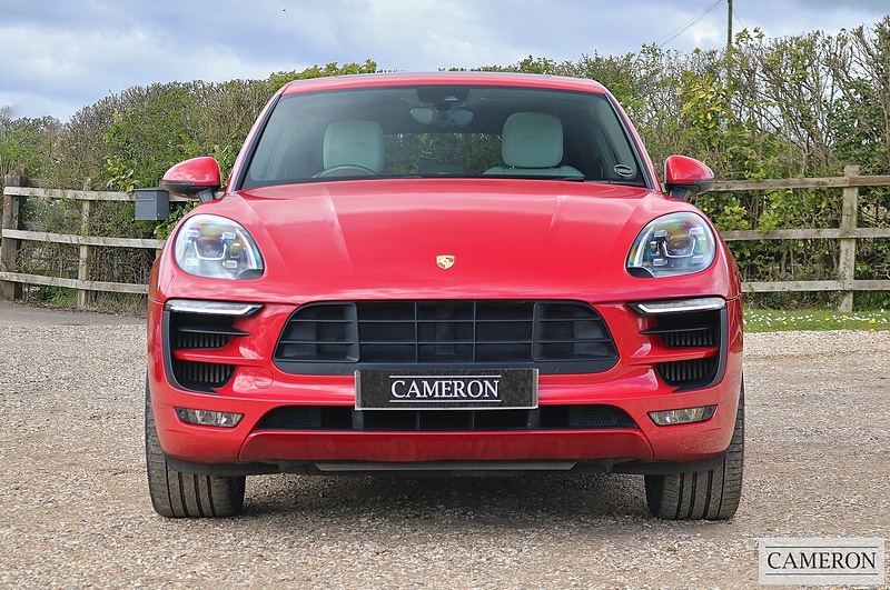 Porsche 3.0T V6 GTS 3.0 5dr SUV Automatic Petrol
