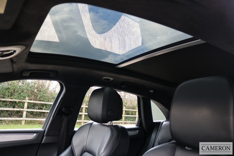 Porsche 3.6T V6 Turbo 3.6 5dr SUV Automatic Petrol